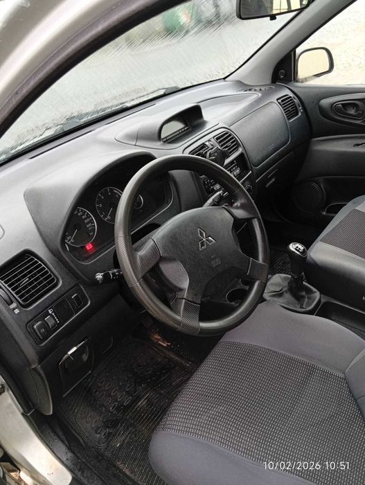 Carrinha Mitsubishi Space Cargo