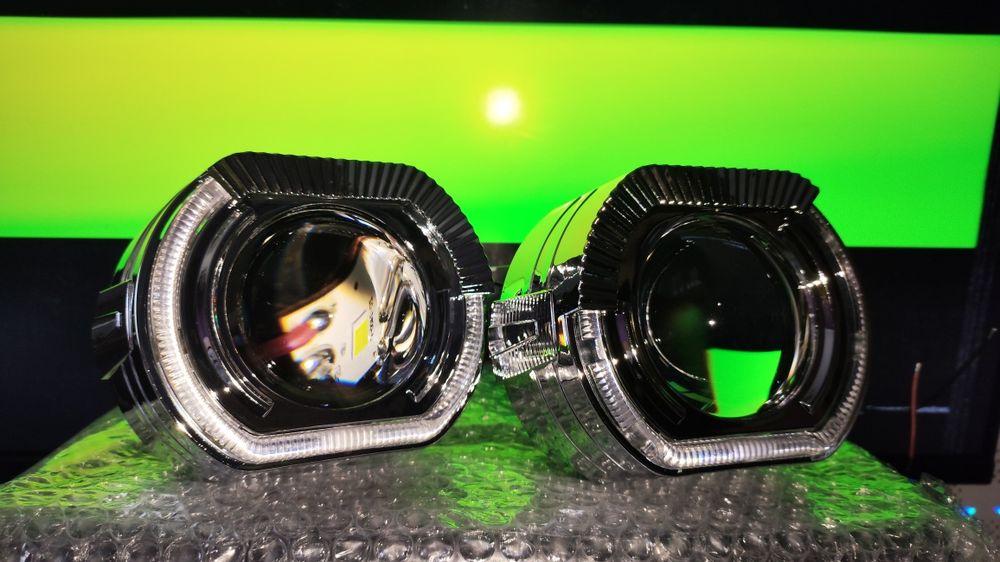 Би лед линзи 2.5дюйма 45-55Ват. 6000к h4-h7 hella 3R