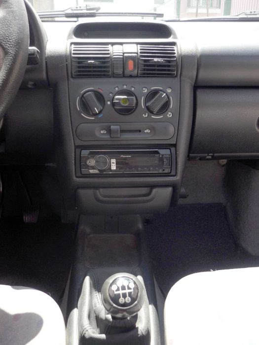 opel Corsa B 1.2i 16V gasolina