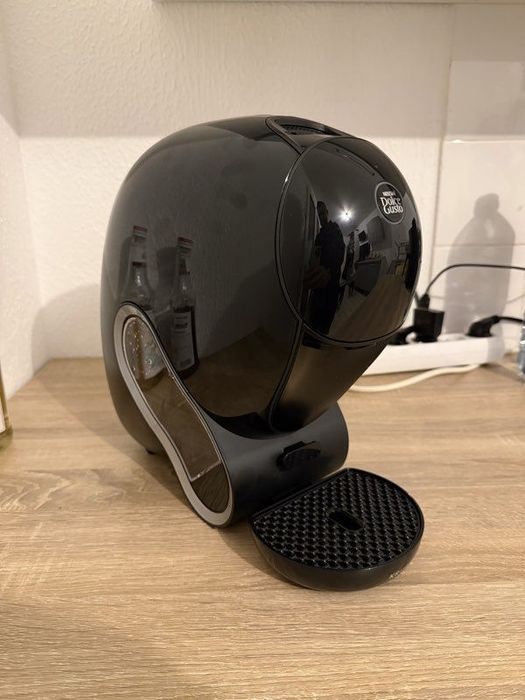 Máquina de café NESCAFÉ® Dolce Gusto® NEO