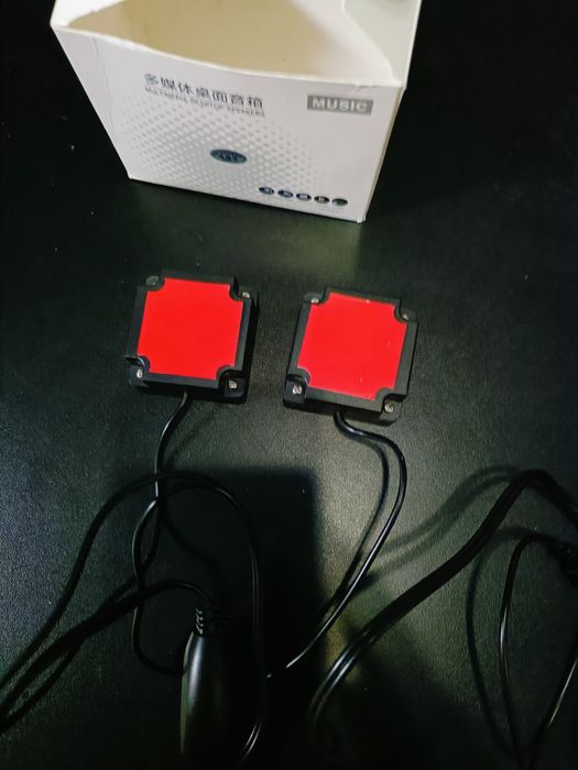 Colunas Desktop (secretaria) - alimentação USB