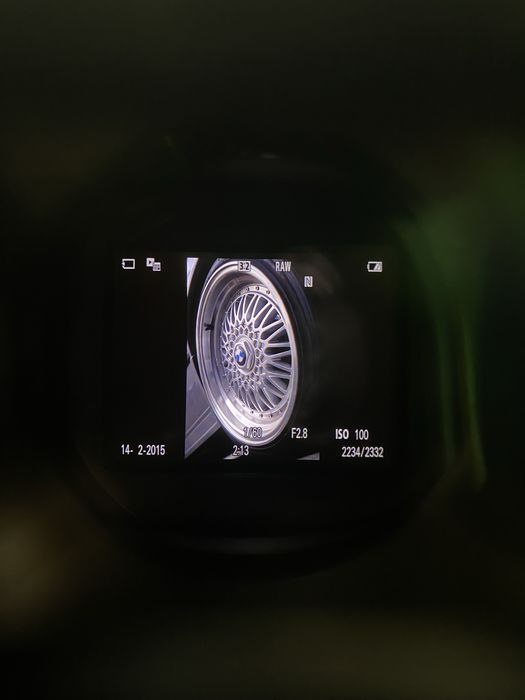 Sony Alpha A6000+Lente Kit(16-50)+3 baterias adicionais!