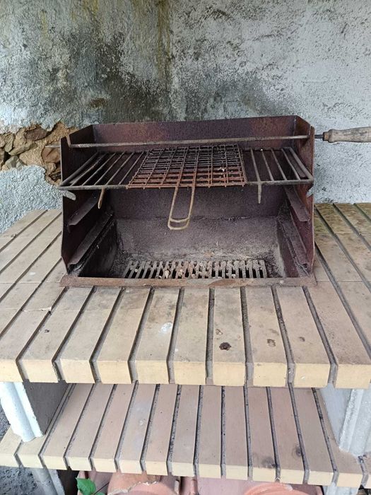 Churrasqueira modular em Tijolo e cimento