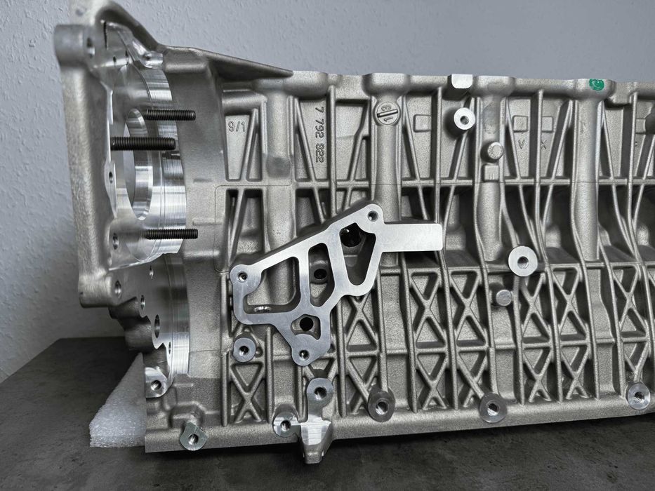 Blok cylindrów silnika M57 BMW 7 792 822 - Nowy Oryginalny