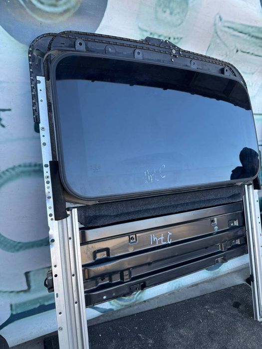 Mitsubishi Outlander XL Люк в зборі 06-12 року