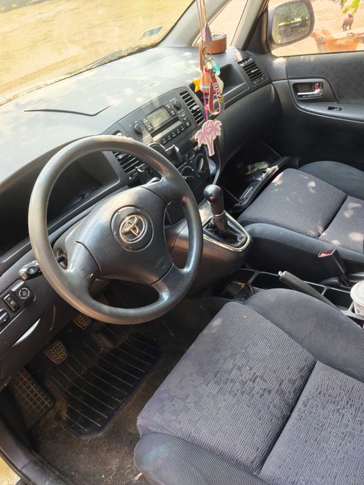 Auto toyota Corolla Verso 2001