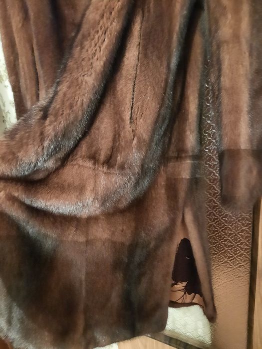 Шуба норковая ..