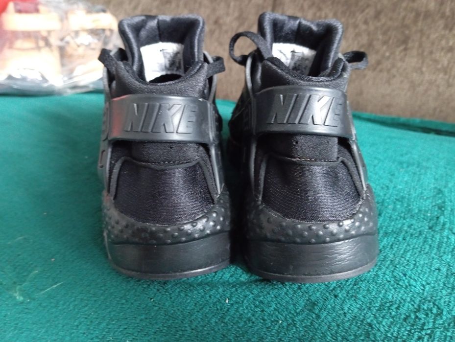 Buty sportowe damskie NIKE