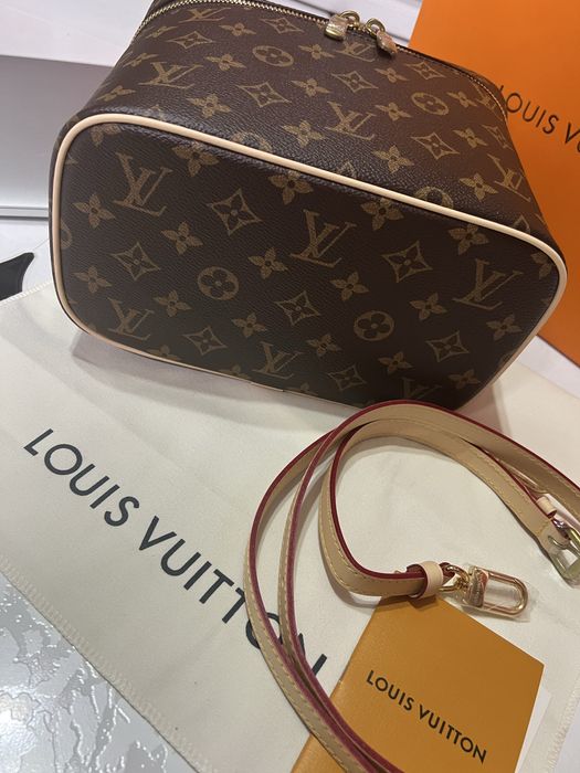 Косметичка LV Louis Vuitton Nice BB чип NFC Луи Виттон