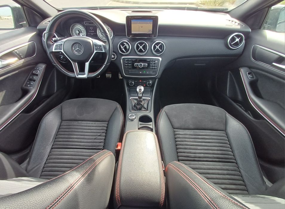 Mercedes A180 AMG LINE