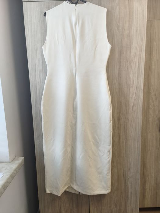 Sukienka Zara kremowa r. 42(XL) Nowa