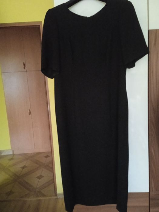 Sukienka czarna r.44