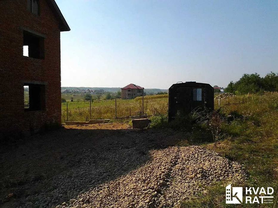 Продаж 2-поверхового будинку з гаражем та ділянкою ! 184 м2