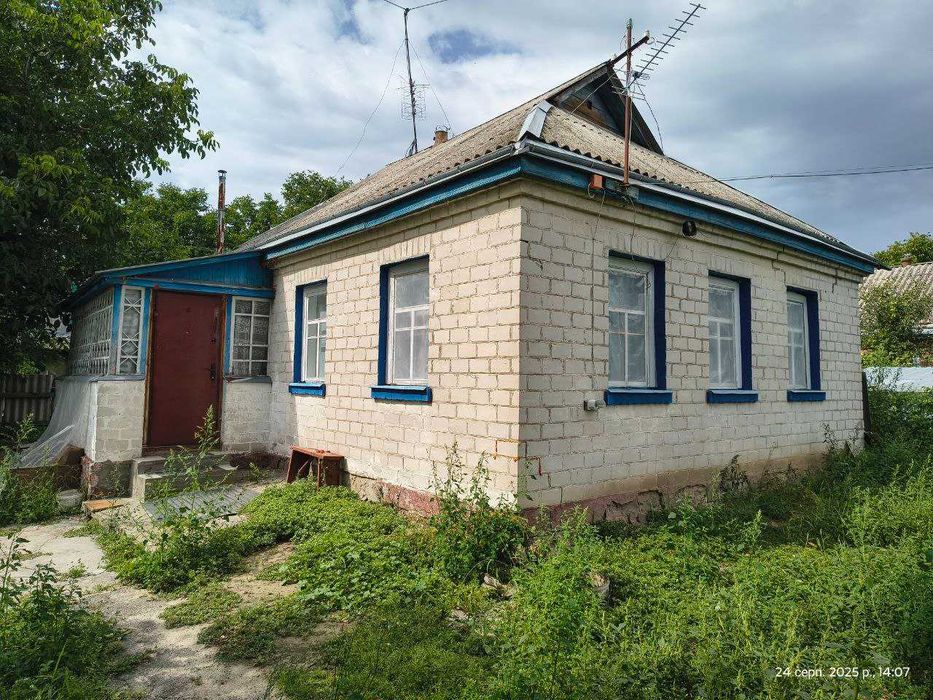 2 будинки в Хутір-Хмільні