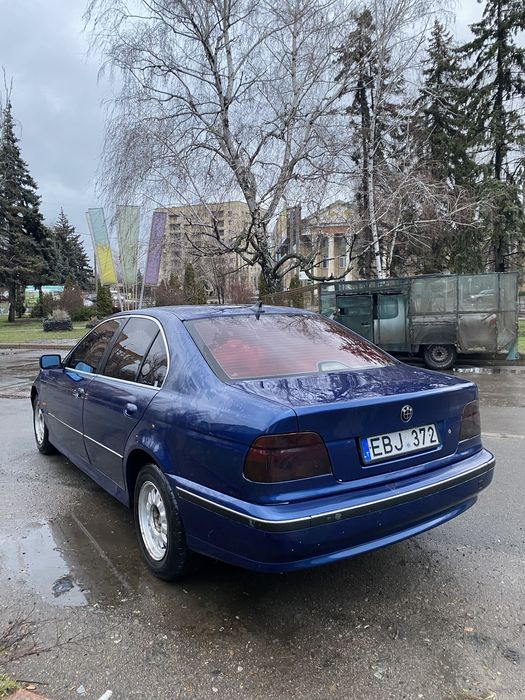 Продам бмв е39 на полном ходу