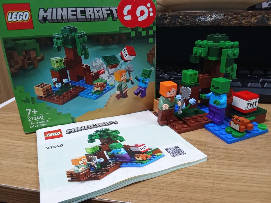 Набор Lego Minecraft (21240, The Swamp Adventure)