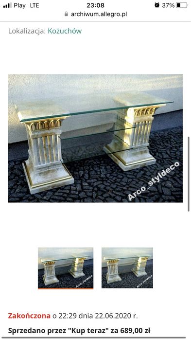 Stolik z kolumn greckich