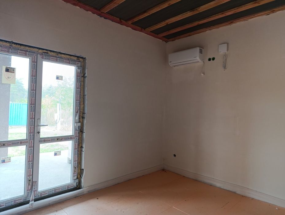 Єоселя!!Продаж сучасних будинкі 90 м2 в с.Крюківщина.