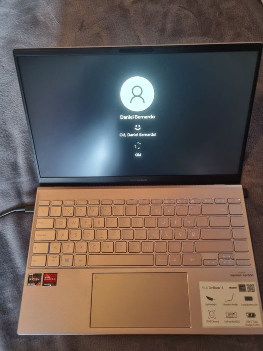 ASUS Zenbook 14 Ryzen 7 | 16GB RAM | 500GB SSD  | Leve e Rápido