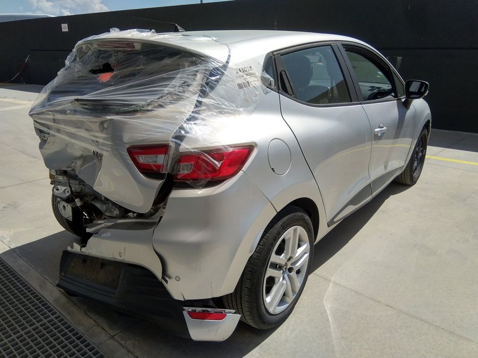 RENAULT CLIO IV - 2018 - Para Peças