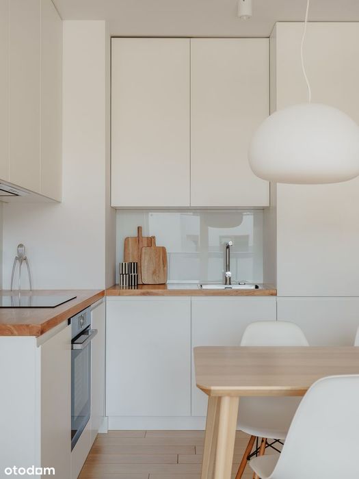 Ostatnie piętro | Widok na centrum | 2 balkony | 60 m² | Bezpośrednio