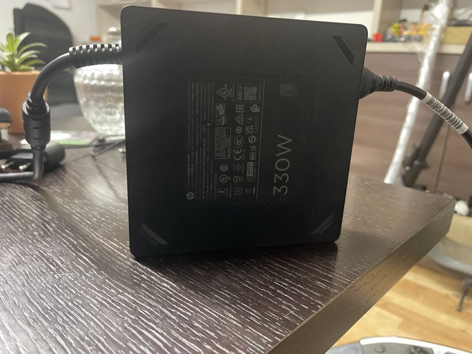 Laptop HP Omen 17 , i7-12700H, 32GB RAM, 1TB, RTX 3070 8GB