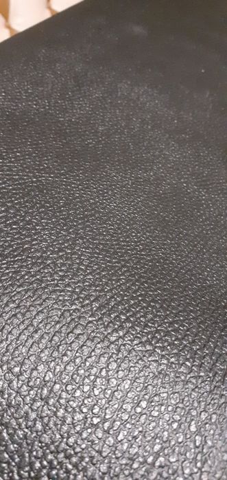 галантерейная кожа чёрная и красная handmade