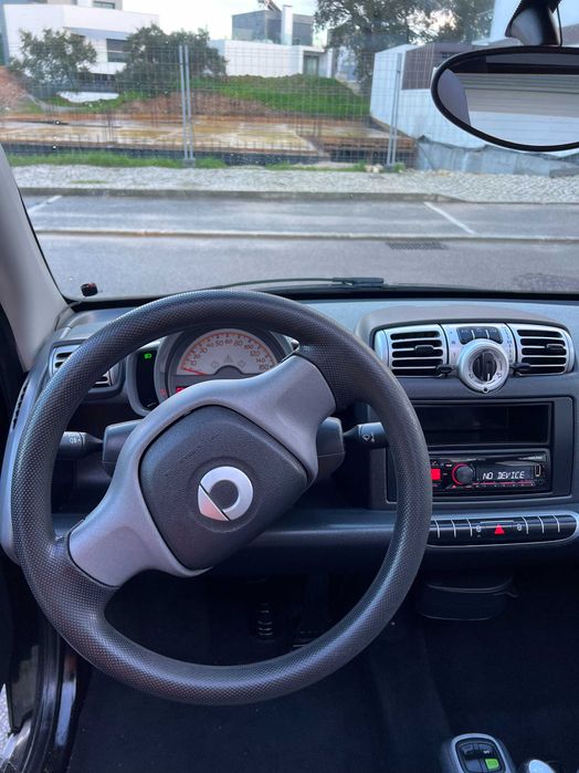 Smart Fortwo 2009 – prático e estimado