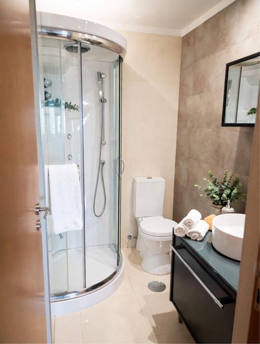 Arrendo Apartamento T2 Em Rio Tinto com Suíte e garagem individual