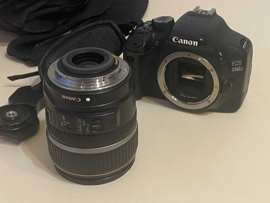 Продається комплект Canon 550D + Canon EF-S 17-85mm F4-5.6 IS + сумка