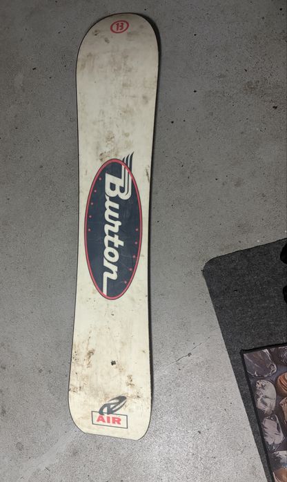 Sprzedaje snowboard uzywany