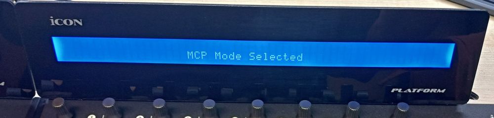 Icon Platform D2 wyświetlacz do M/X