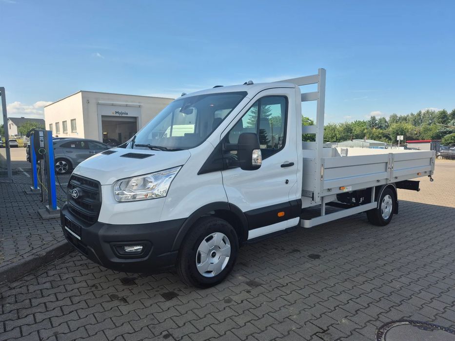Ford TRANSIT  SKRZYNIA OTWARTA 3-osobowy napęd na przód RAMA L4