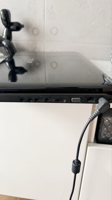 Laptop ASUS K72JR 17,3 cali