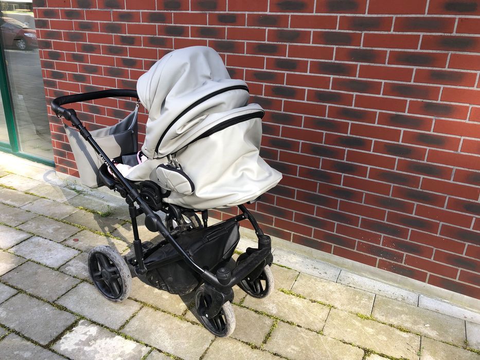 Продається коляска 2в1 фірми SAVAN