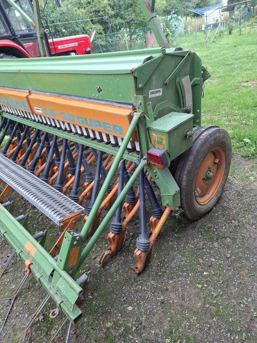 Siewnik amazone d8 super 3m