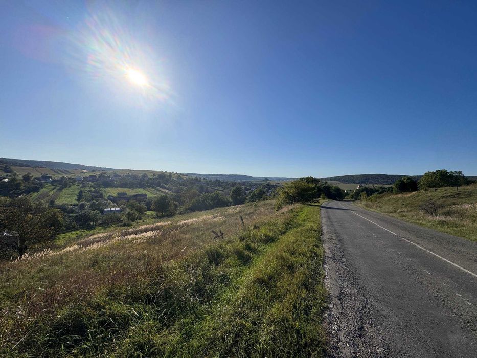 Продаж земельних ділянок у мальовничому передмісті Львова!