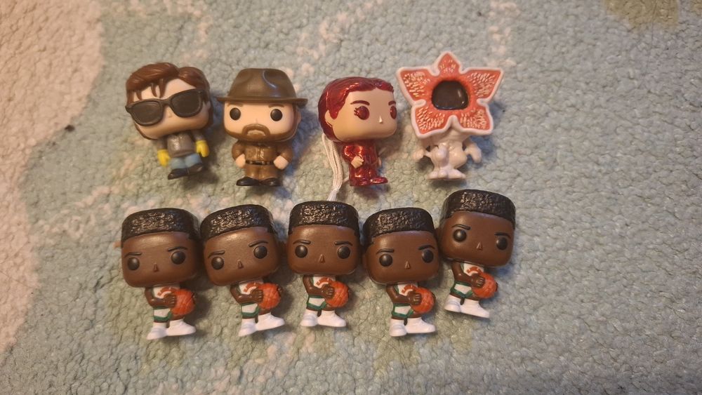 Stranger things kinder joy figurki funco-pop