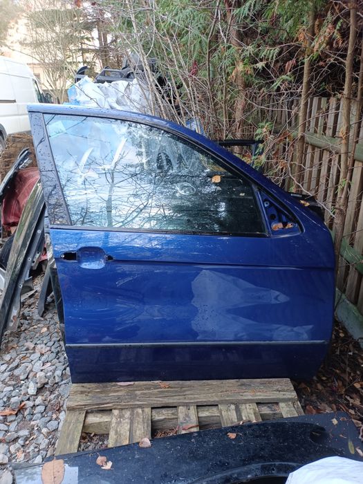 Drzwi prawy przód przednie BMW X5 e53 381 Le-mans blue