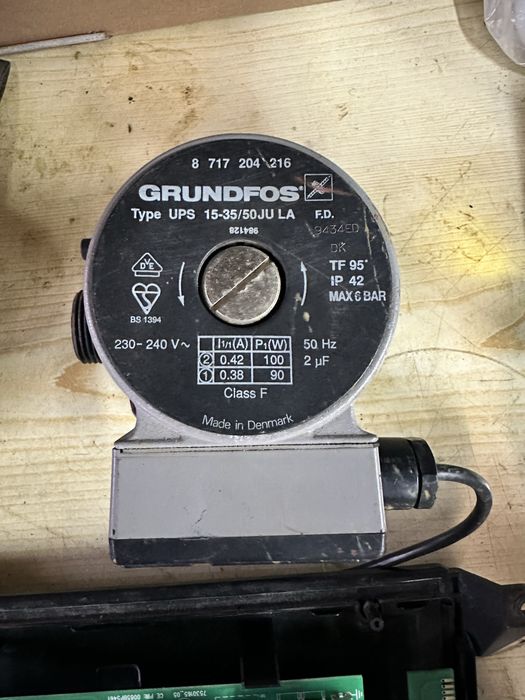 Котел Buderus Logamax U042-24K 7716010340 разбор