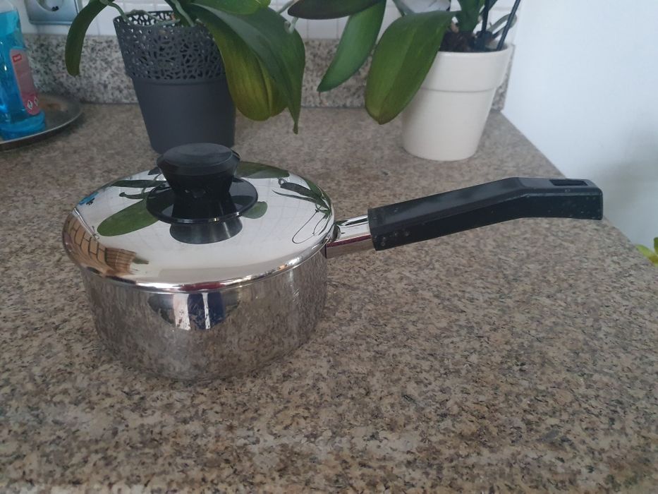 Tacho Silampos com pega lateral e testo.