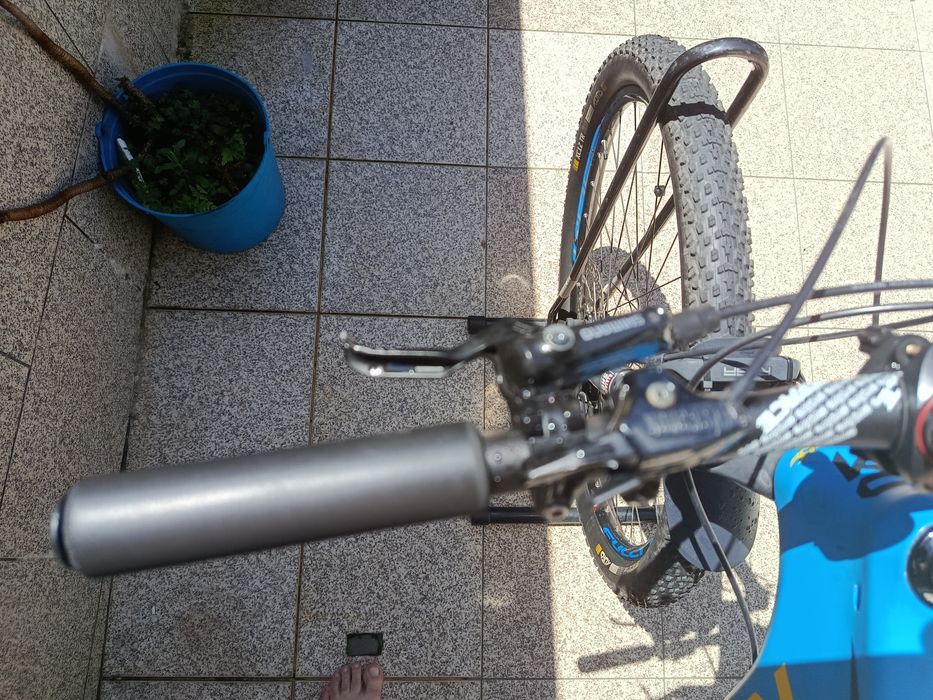 BTT  RODA  29  Carbono