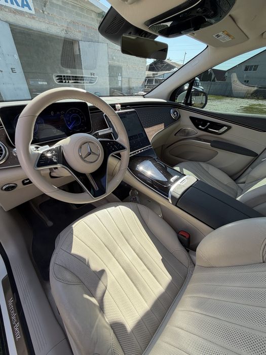 Mercedes-Benz EQS SUV 2022