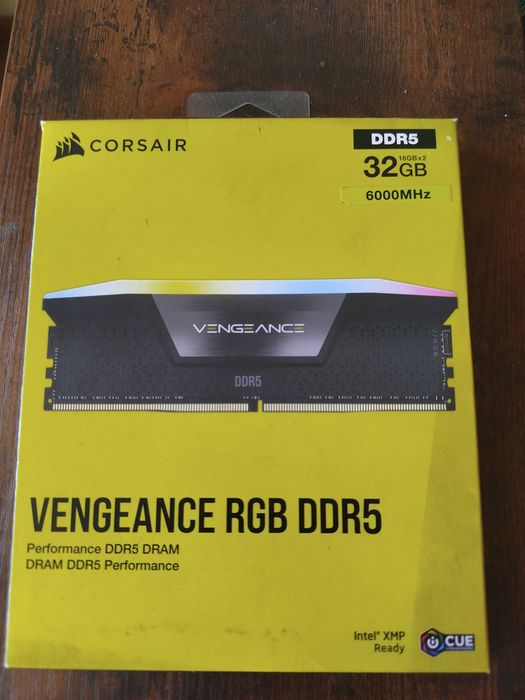 RAM Corsair Vengeance RGB DDR5, CL30, 32GB 6000MHz