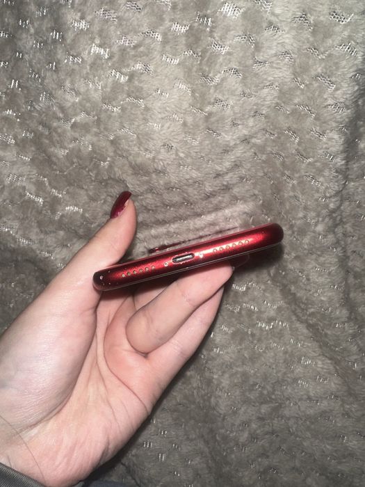 Iphone 11 red, айфон 11 червоний
