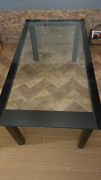 Mesa de sala de vidro