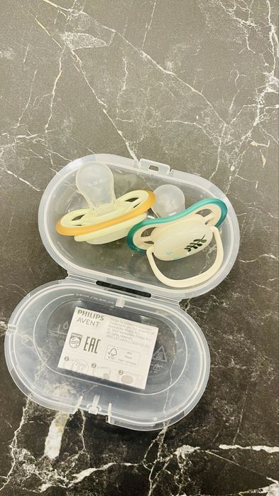 Пустушки Philips Avent Ultra Air нічні 6-18 міс. 2 шт.