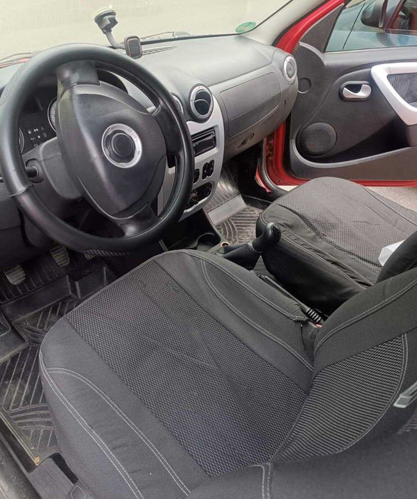 Продам DACIA Logan.