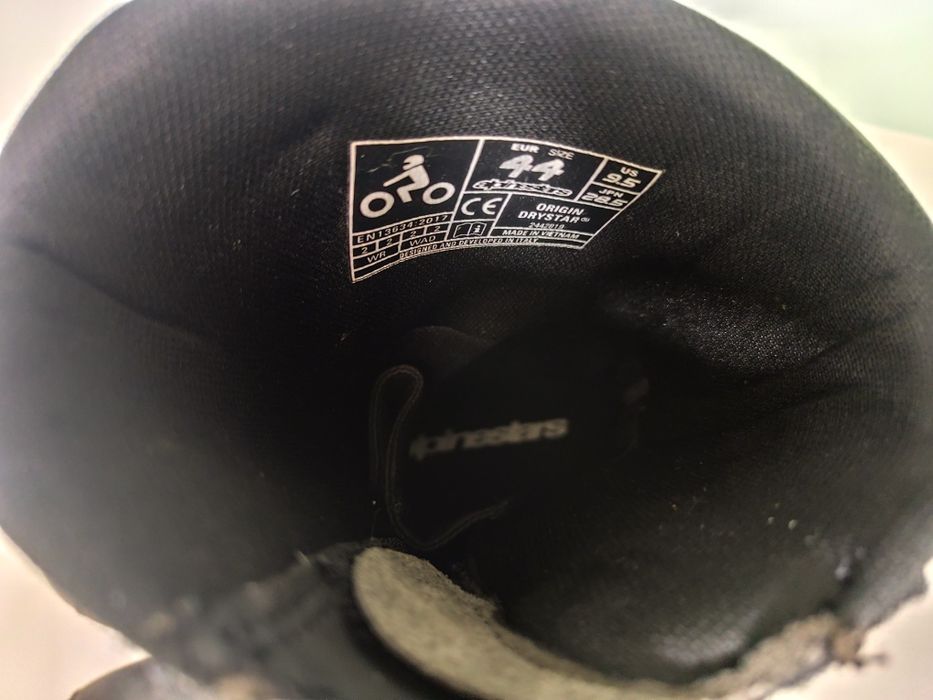 Botas ALPINESTARS Origin Drystar Black
Origin Drystar Black