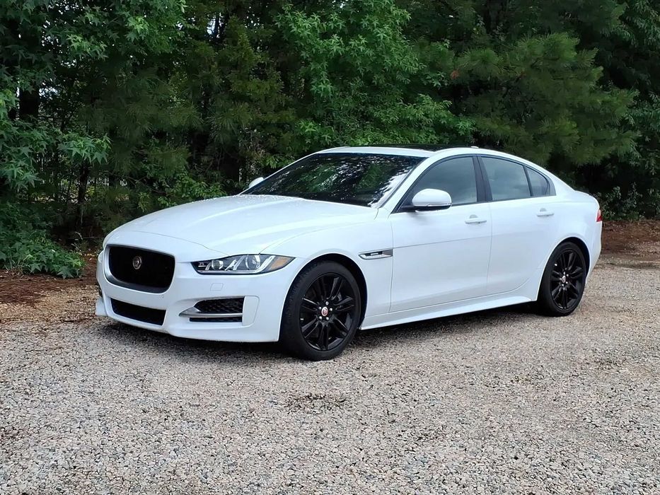 Jaguar XE 25t      2018